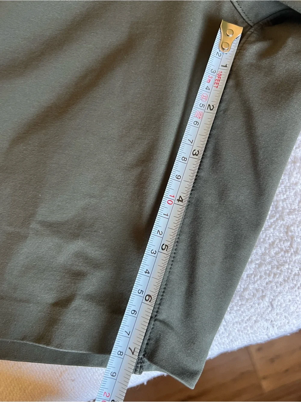 Uniqlo AIRism Men's Olive Green Active Athletic Shorts